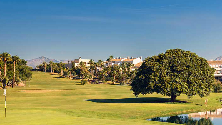 Alicante pone en marcha una campaña nacional para captar turismo de golf