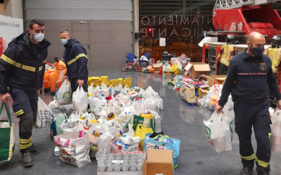 Seis toneladas de comida y 2.500 juguetes muestran la solidaridad alicantina