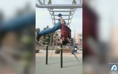 El Campello instala tres parques de calistenia y creará 24 pistas de volley y fútbol playa