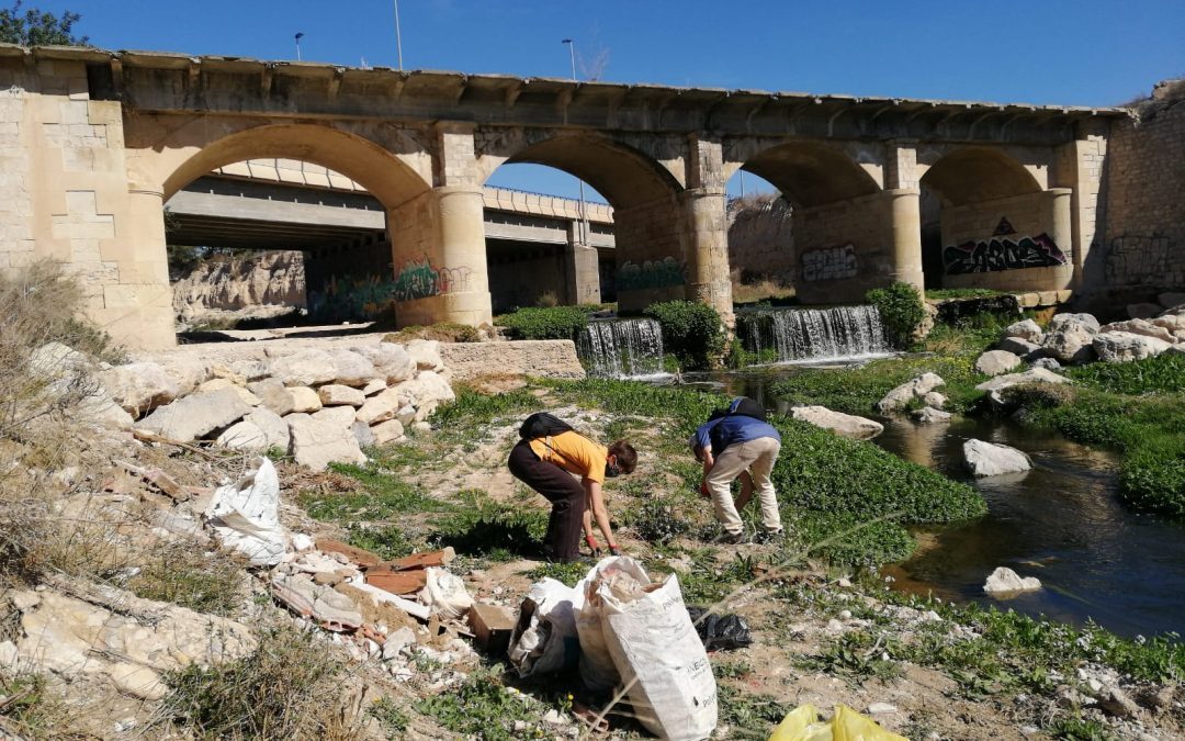 Medio Ambiente de El Campello se suma a una nueva edición de «Mares Circulares»