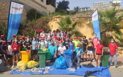El proyecto Mares Circulares recoge 70 kilos de residuos en El Campello