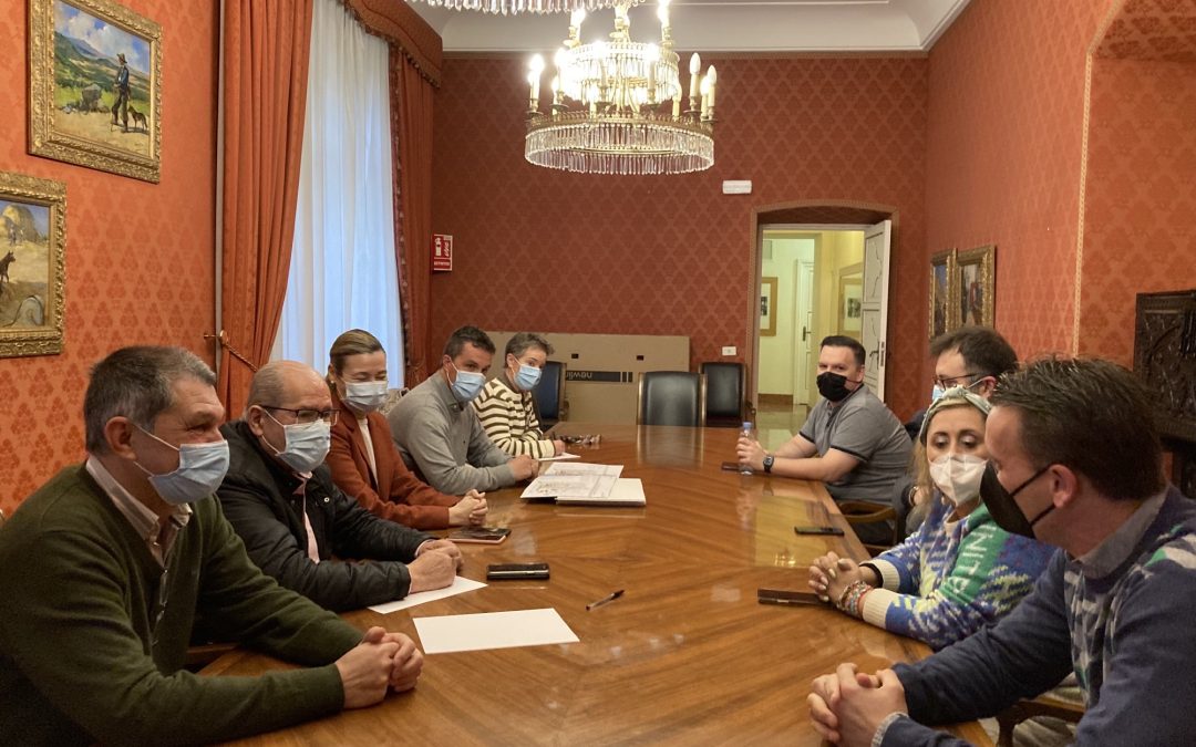 El Ayuntamiento avanza las obras de la Plaza Nueva para este mes de abril