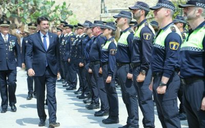 Barcala estudia la suspensión cautelar de las oposiciones de la Policía Local