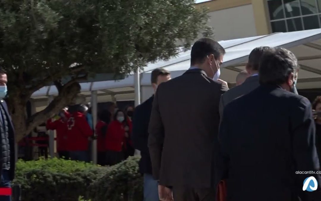 Sánchez alaba en Alicante la solidaridad de España con los refugiados de Ucrania