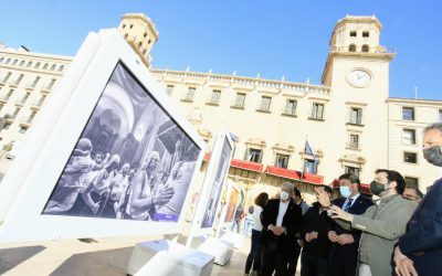 Alicante homenajea a su Semana Santa con una exposición de 20 paneles fotográficos