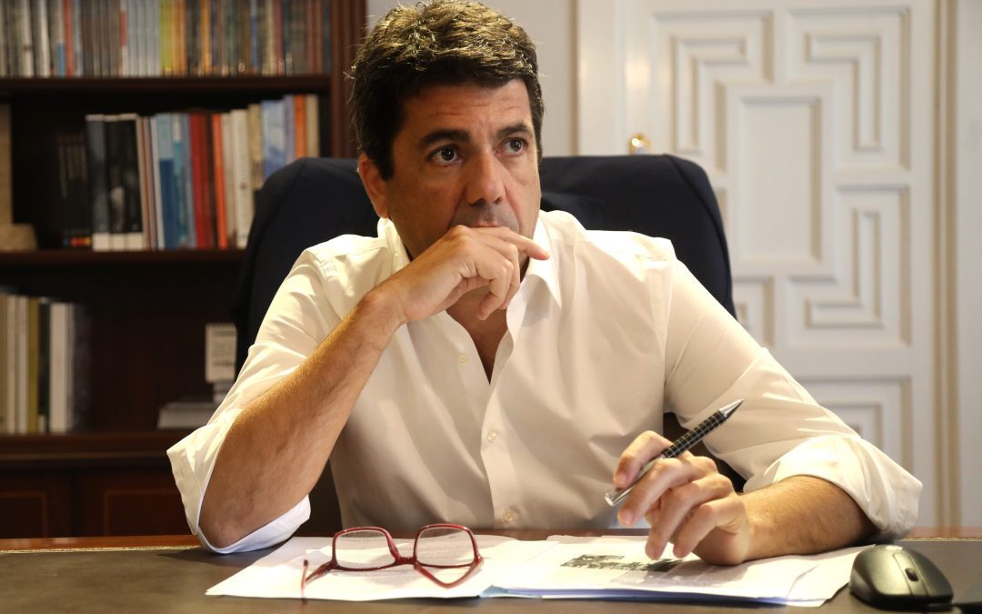 Mazón pide a Sánchez y Puig que tomen medidas ante las crisis económicas familiares