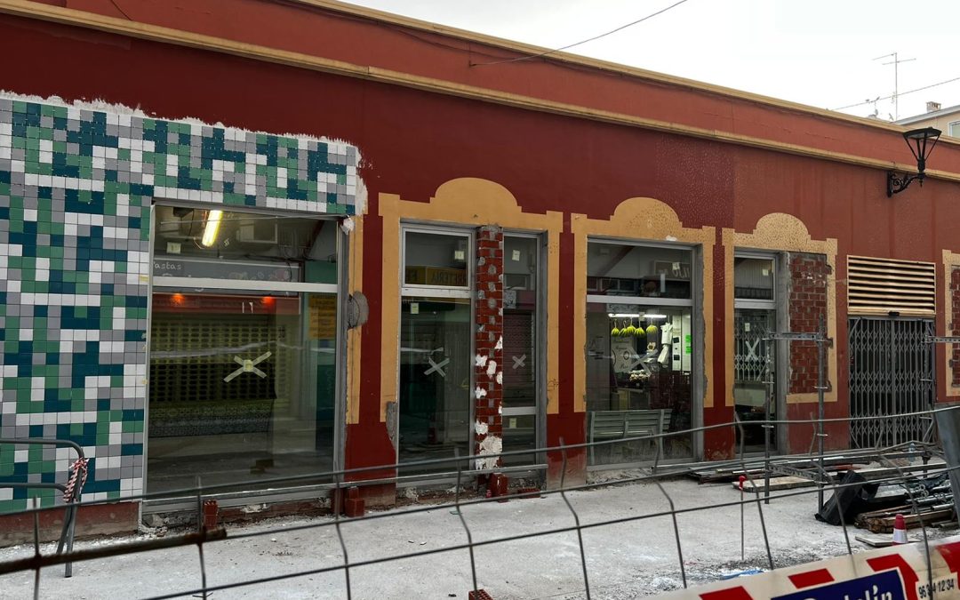 Comienza la remodelación de la fachada del Mercado de Carolinas