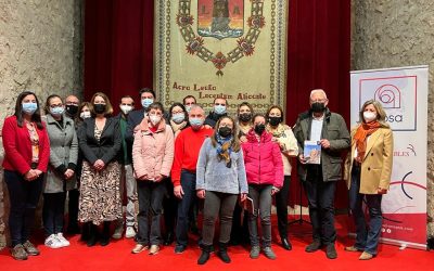 Turismo y APSA presentan la guía turística inclusiva “Alicante fácil”