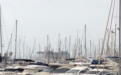 Alicante recibe a 3.600 cruceristas en Semana Santa que dejarán 180.000 € en la ciudad