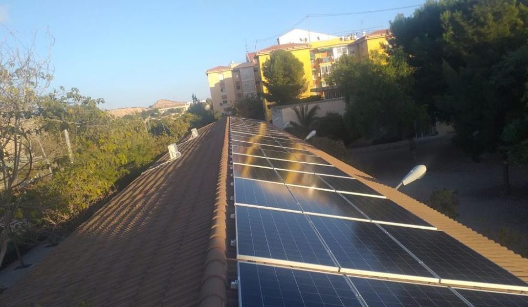 Más de 3.000 nuevos paneles solares se instalarán en edificios municipales
