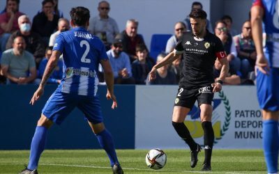 El Hércules desperdicia en Águilas (1-1) la opción de acercarse a la fase de ascenso