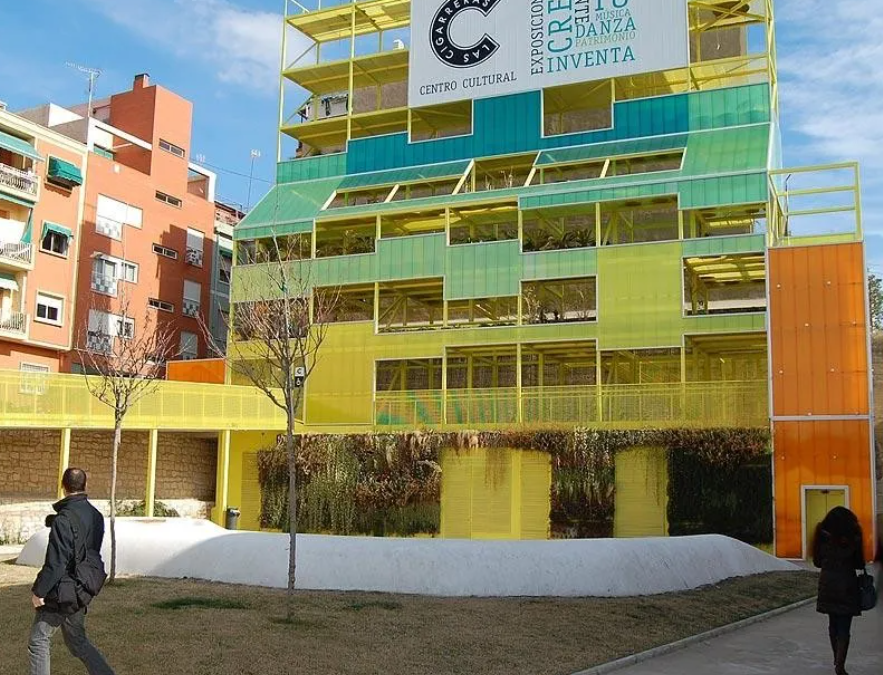 Alicante activa un programa de “Residencias Creativas en Las Cigarreras”