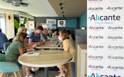 Agentes de viajes de Países Bajos visitan Alicante como destino para sus clientes