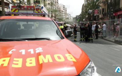 Así preparan los bomberos del SPEIS el dispositivo de una mascletà en Luceros