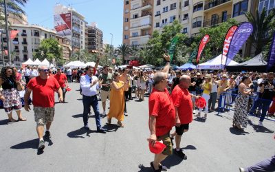 Pirotecnia Zarzoso combina ritmo y potencia en la cuarta mascletà