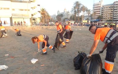 Alicante retira 42 toneladas de residuos en las playas de la noche de San Juan