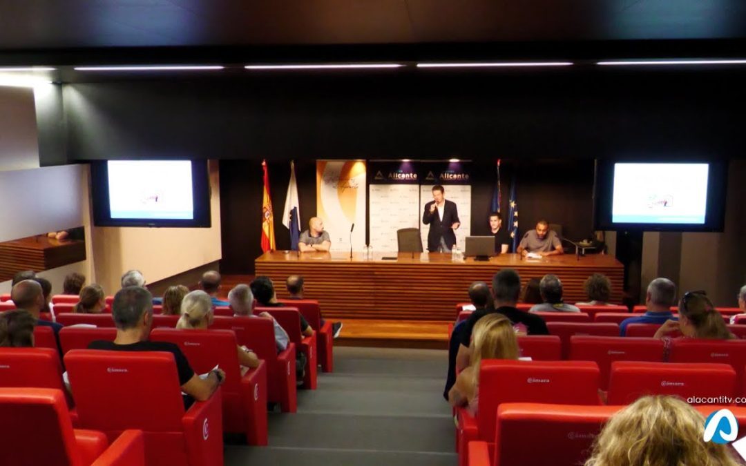 Deportes ofrece formación y presenta los nuevos proyectos a los clubes de Alicante