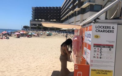 El Postiguet recupera las taquillas para guardar pertenencias y cargar móviles