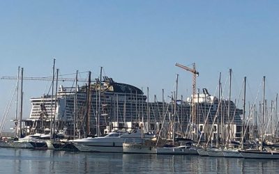 Atraca en Alicante el crucero MSC Virtuosa con más de 6.000 pasajeros
