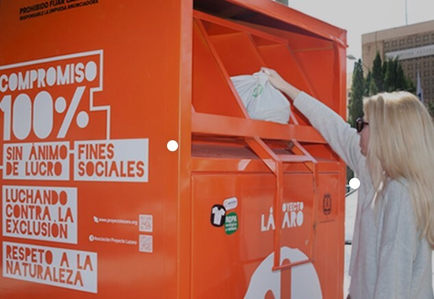Alicante preadjudica la recogida de residuos textiles a Proyecto Lázaro
