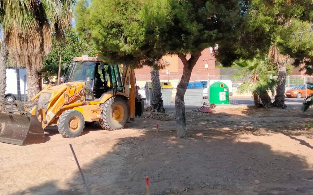 Alicante inicia las obras de una zona de paseo de mascotas en el Cabo de las Huertas