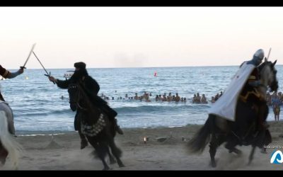 El IV desembarco moro y el zoco árabe trasladan Alicante a la Edad Media