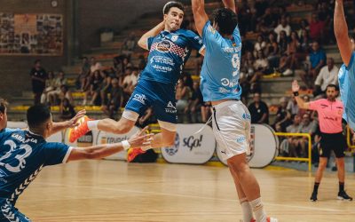 El EÓN Horneo Alicante despierta a tiempo y derrota al Ibiza en su su debut en la Liga (27-21)
