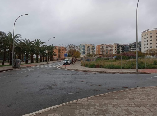 El Ayuntamiento crea 108 nuevas plazas de aparcamiento en una parcela de Babel