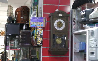 Aumentan las compras en las tiendas de segunda mano de Alicante