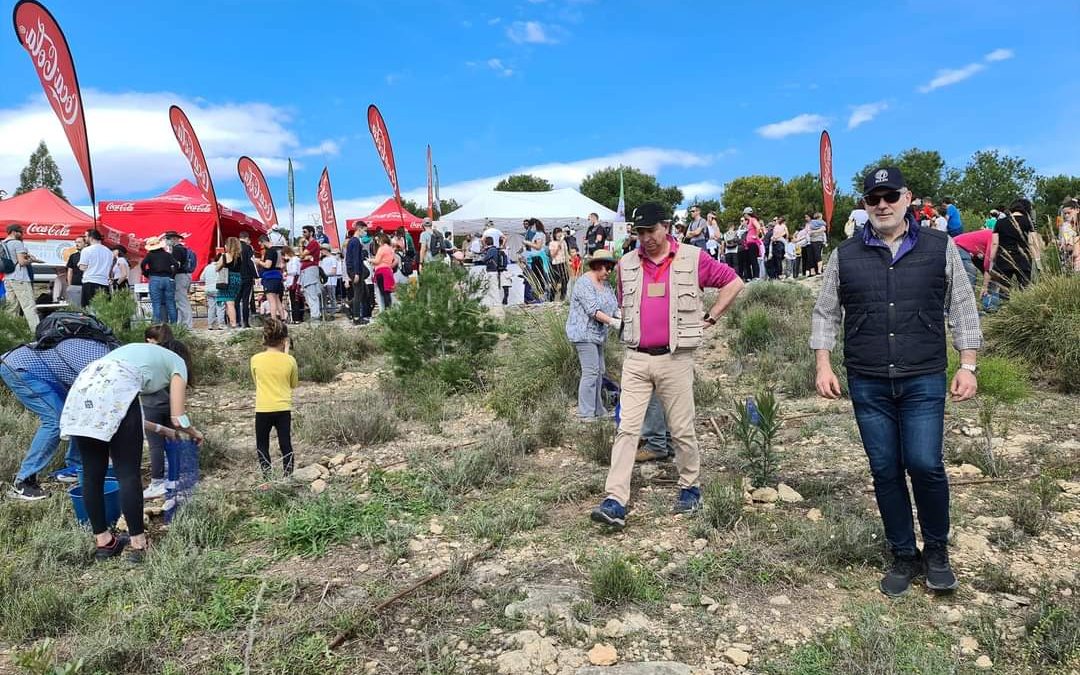 ‘Enamorados de Alicante’ y Medio Ambiente reforestarán la Cala Cantalar 