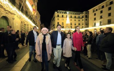 Barcala: «Alicante se refuerza como capital de la Navidad con un alumbrado especial»