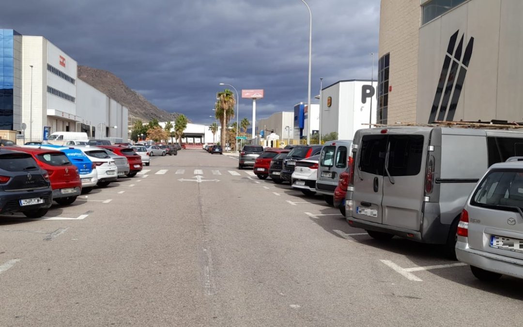 Alicante propone aparcamientos para coches compartidos en las Atalayas