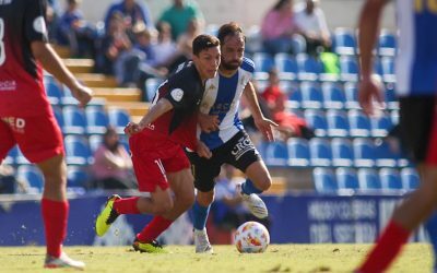 El Hércules se despide de la Copa ante La Nucía (2-4) en un derbi con alternivas y polémica