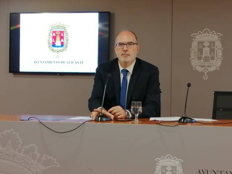 Manuel Villar: “Puig ha impedido el crecimiento del TRAM en Alicante”