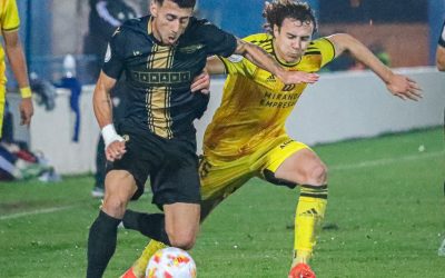 El Intercity supera con claridad al Mirandés (2-0) y sueña con medirse a un grande en la Copa