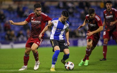 El Hércules huye de la crisis con un triunfo ante el filial del Zaragoza en el debut de Escobar (3-1)