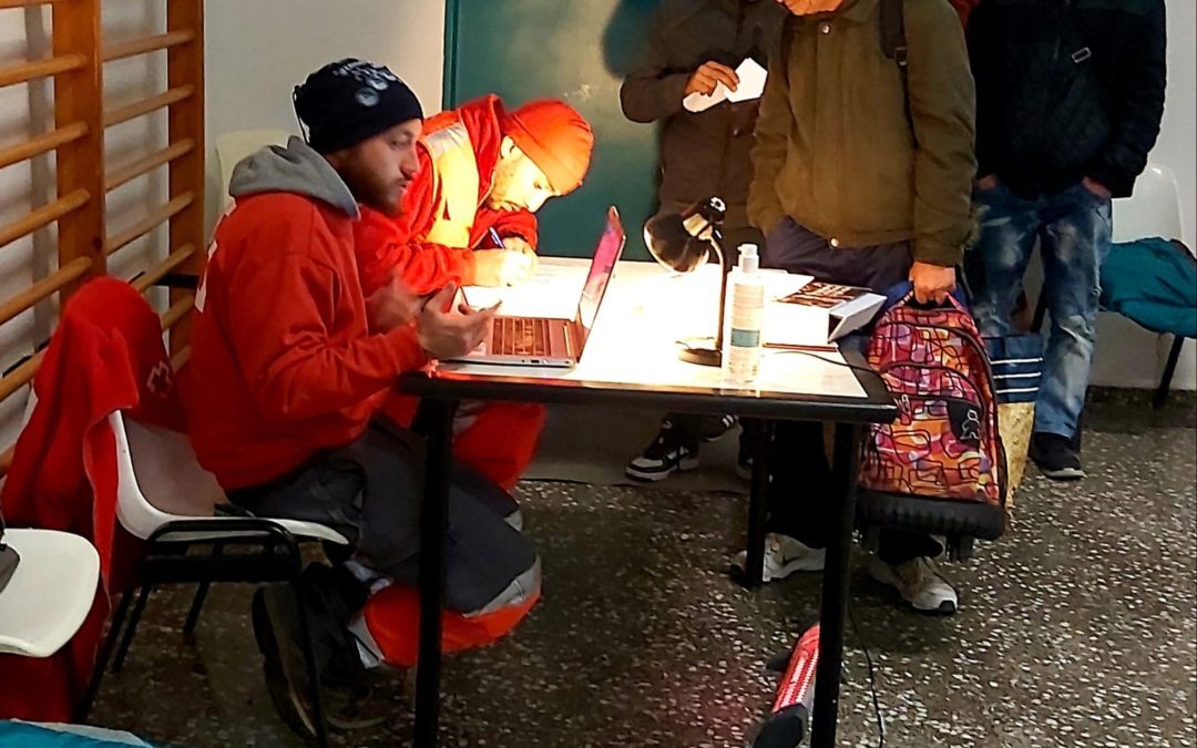 Alicante y Cruz Roja aumentan la atención a personas sin hogar por las bajas temperaturas