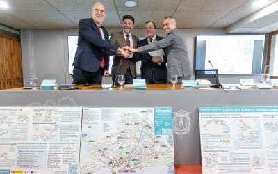 Alicante presenta nuevas líneas del autobús urbano y bonificaciones del 50%