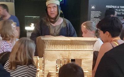 El MARQ inicia un nuevo ciclo de visitas teatralizadas para conocer el museo en familia