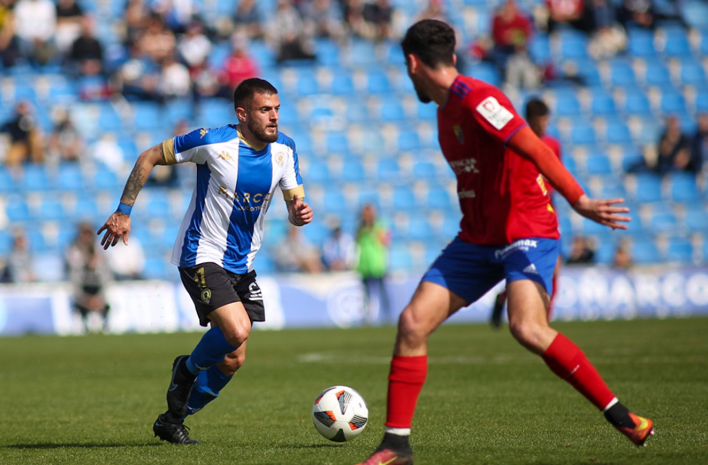 El Hércules se despide de la primera plaza tras caer derrotado en casa ante el Teruel (0-2)
