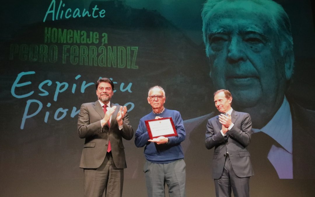 Barcala elogia la figura humana y deportiva de Ferrándiz durante su homenaje póstumo