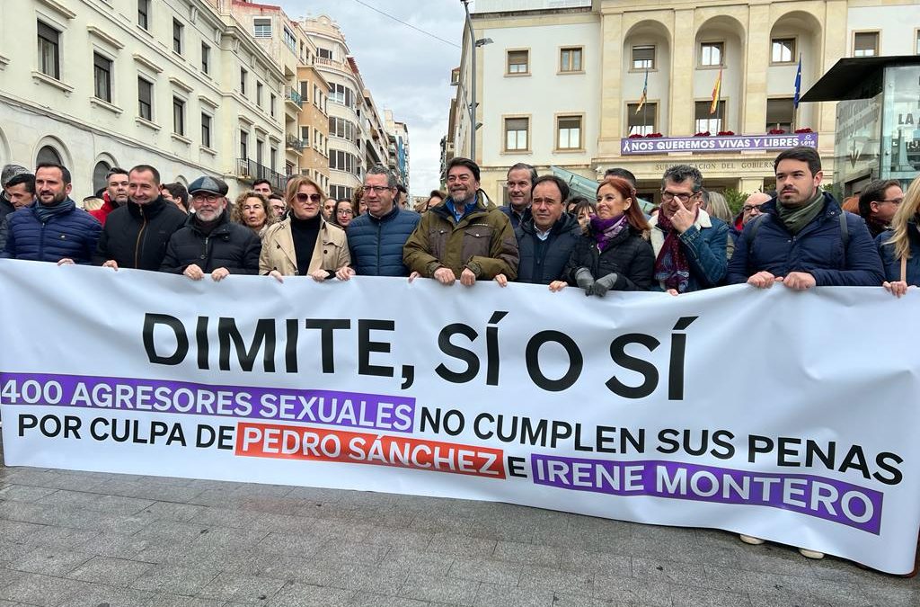Pérez: “Alicante exige responsabilidades ante una ley que deja en la estacada a las mujeres”