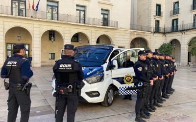 Nuevos furgones híbridos para la flota de la Policía Local de Alicante