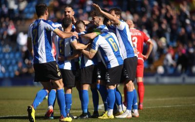 El Hércules regresa a la zona de promoción tras superar en inferioridad numérica al Prat (1-0)
