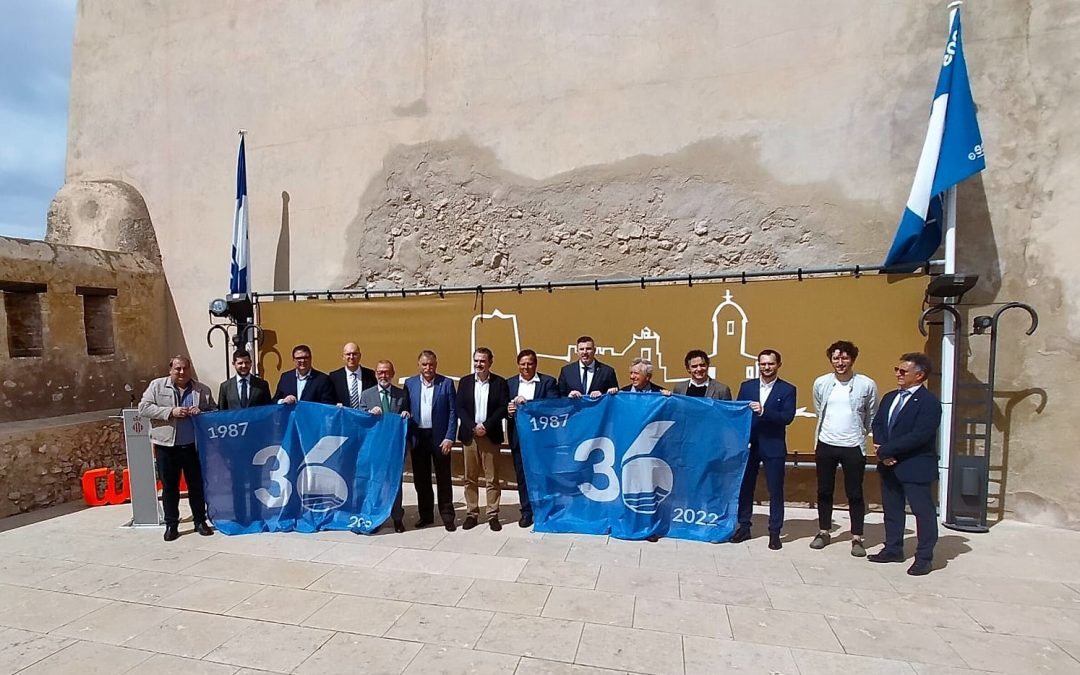 Premio especial a Alicante por 36 años de excelencia en sus playas