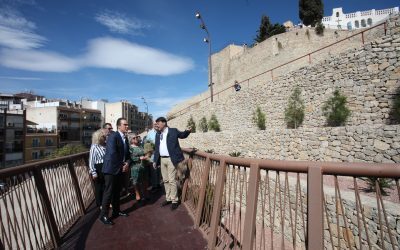 “La Pasarela del ‘Tío Farina’ simboliza el nexo de unión entre Santa Cruz y Alicante”