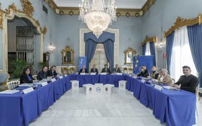 Barcala defiende la revisión de la financiación municipal tras la reunión con FEMP