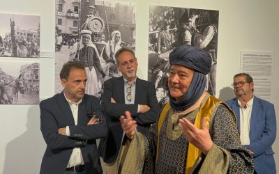 La exposición sobre los Moros y Cristianos recrea los grandes momentos de las fiestas