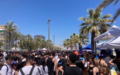 Miles de jóvenes participan en la Fiesta saludable Santa Faz 0,0 en la playa de San Juan