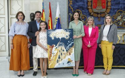 Barcala destaca los «elementos esenciales” de la  Fiesta en el Cartel de Hogueras